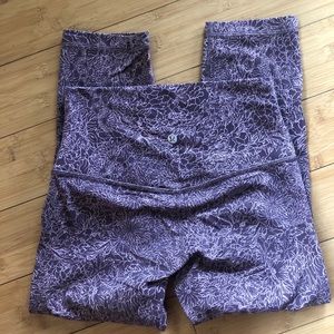 Lululemon cropped 21* leggings